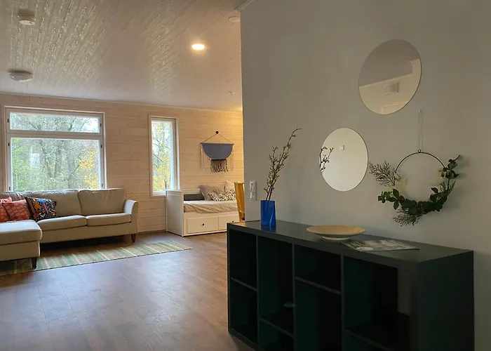 Idyllic Charm- With A Moat! Daire